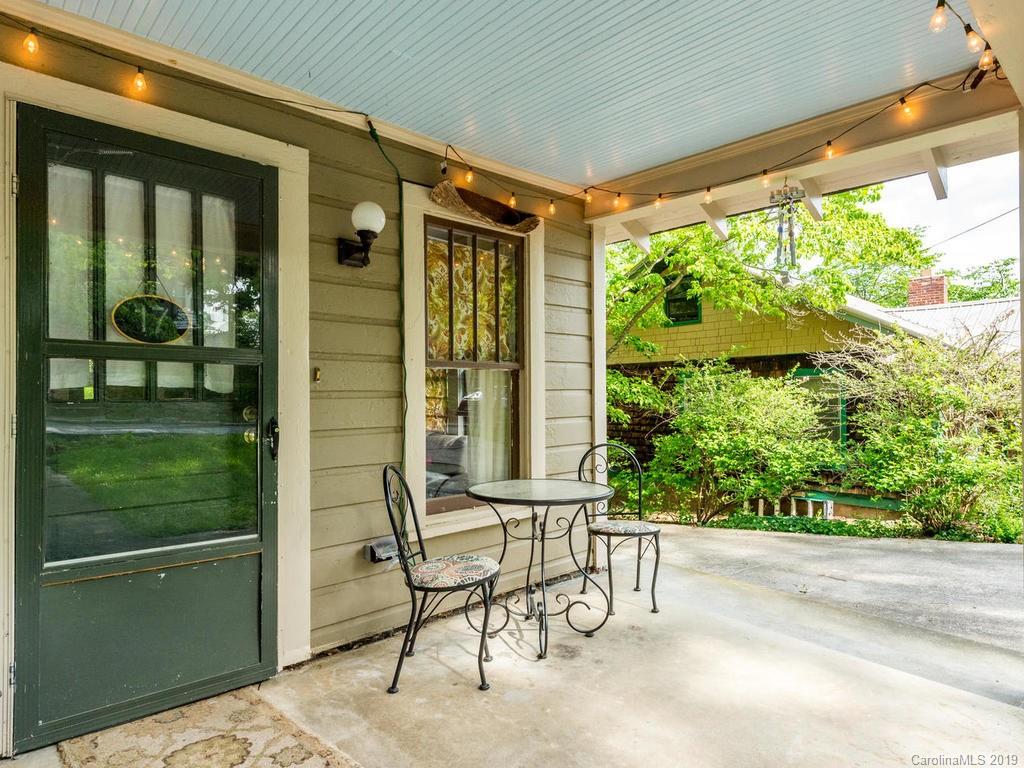 17 Oteen Park Place Asheville NC 28805