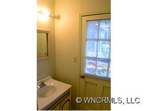 24 Ridgefield Place Asheville NC 28803