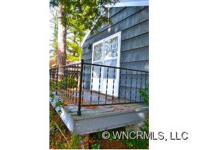 24 Ridgefield Place Asheville NC 28803