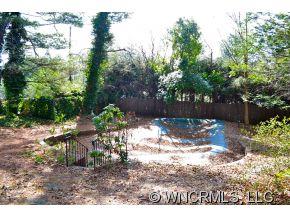 24 Ridgefield Place Asheville NC 28803