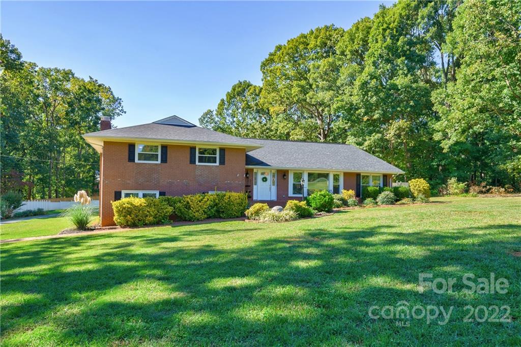220 Augusta Drive Statesville NC 28625