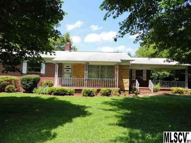 1762 2nd Avenue NW Hickory NC 28601
