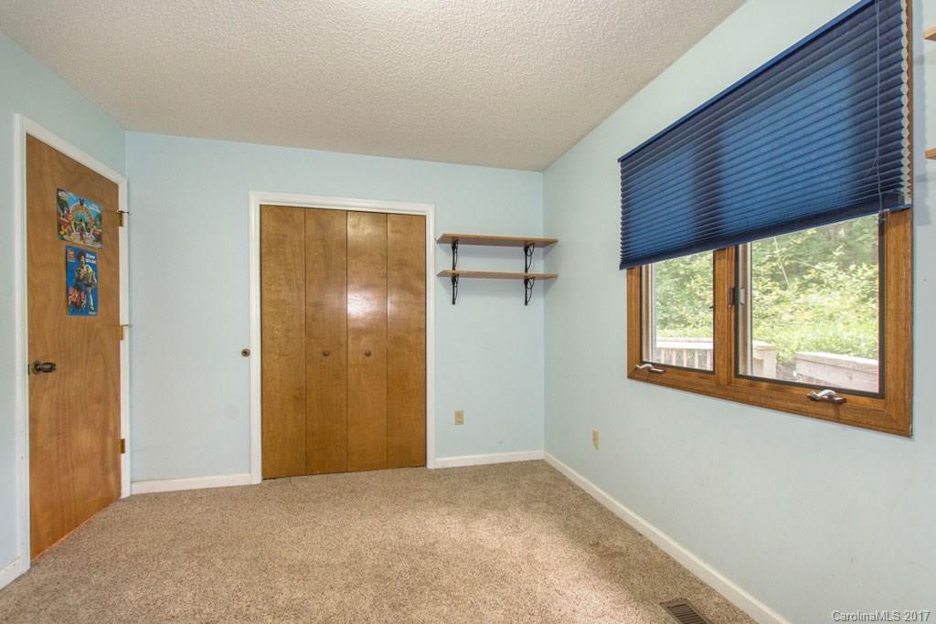35 Spring Hill Drive Asheville NC 28804