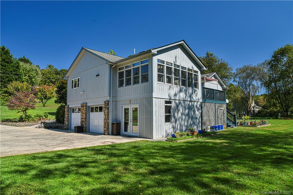 76 Woodland Hills Road Asheville NC 28804