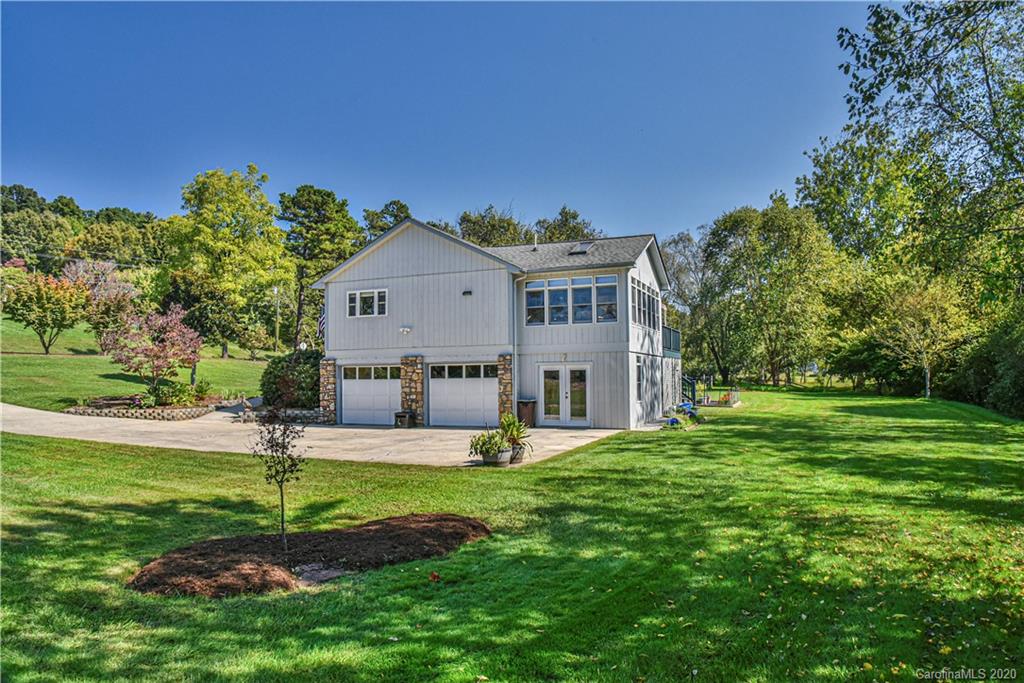 76 Woodland Hills Road Asheville NC 28804