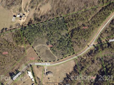 135 Pilot Ridge Road Nebo NC 28761