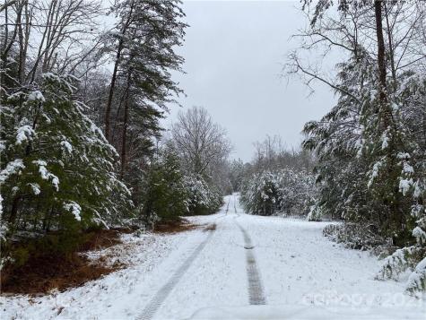 135 Pilot Ridge Road Nebo NC 28761
