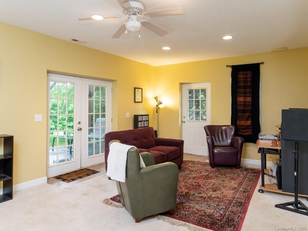 14 Whitetail Drive Weaverville NC 28787