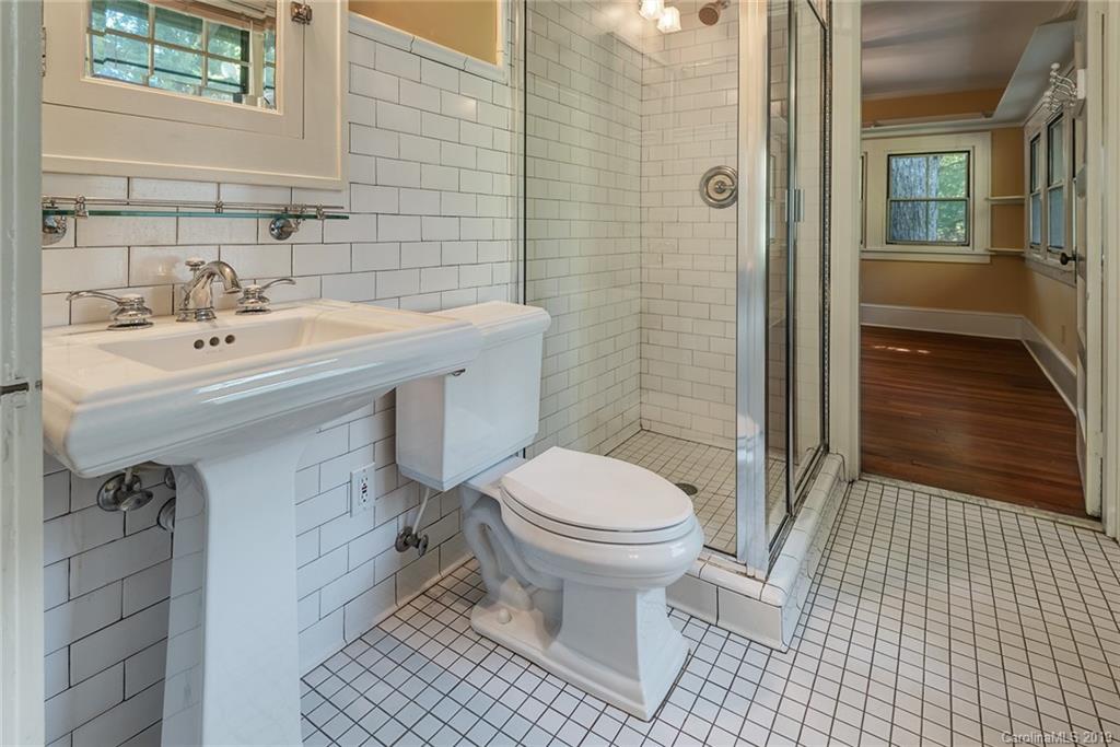 204 Pearson Drive Asheville NC 28801