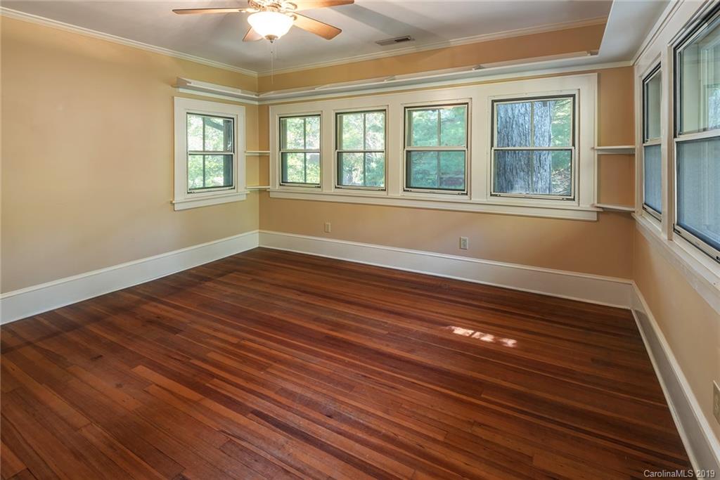 204 Pearson Drive Asheville NC 28801