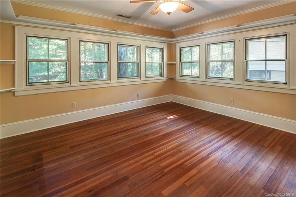 204 Pearson Drive Asheville NC 28801