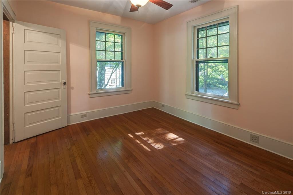 204 Pearson Drive Asheville NC 28801