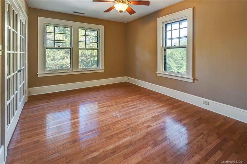 204 Pearson Drive Asheville NC 28801