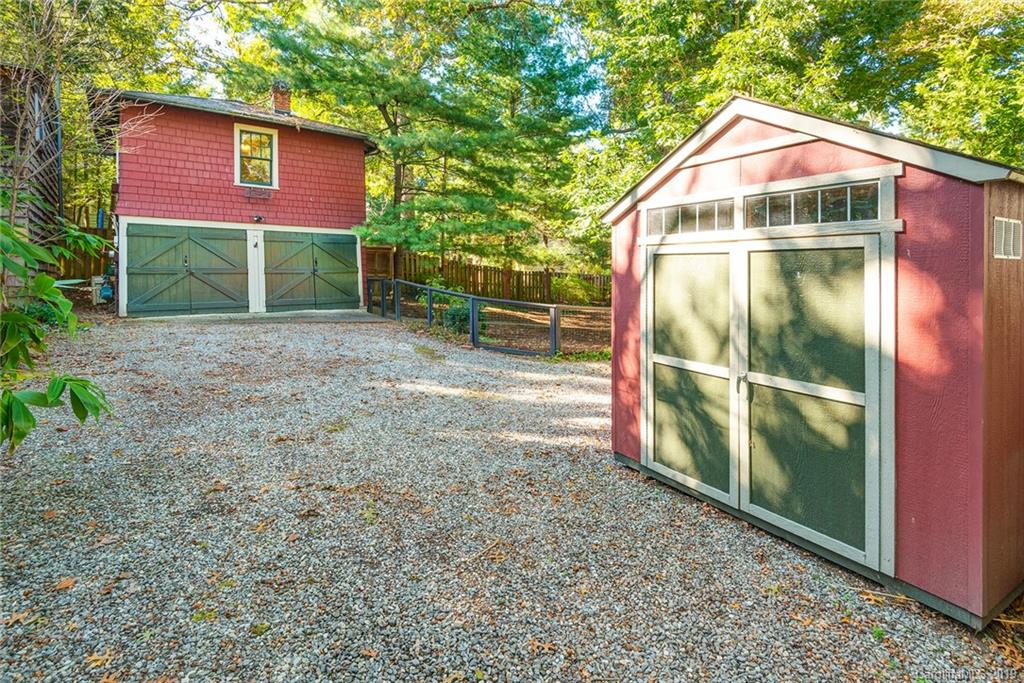 204 Pearson Drive Asheville NC 28801