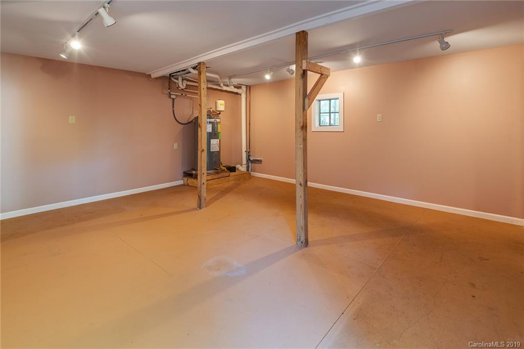 204 Pearson Drive Asheville NC 28801
