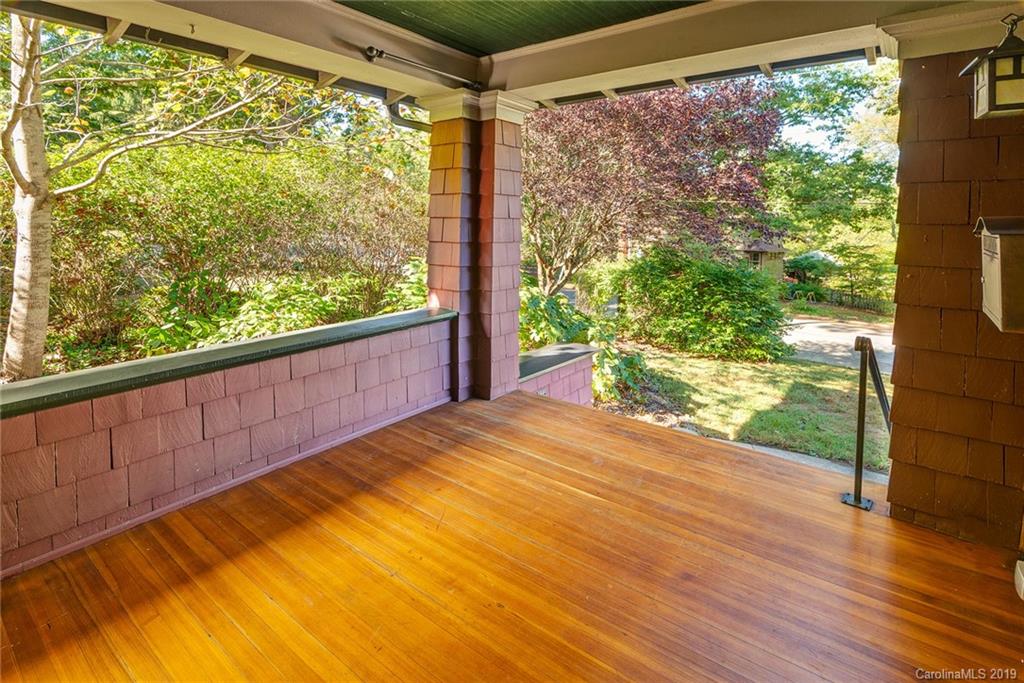 204 Pearson Drive Asheville NC 28801