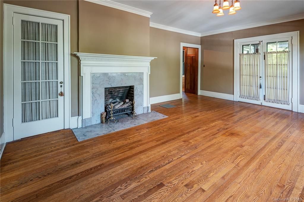 204 Pearson Drive Asheville NC 28801