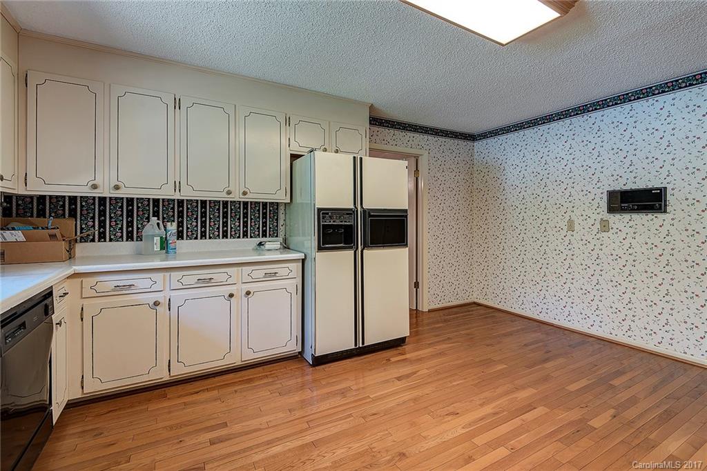 3 Wilderness Cove Road Asheville NC 28804