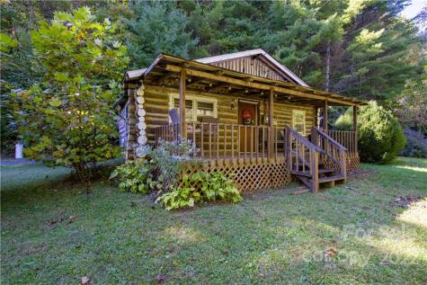 245 Davenport Road Spruce Pine NC 28777