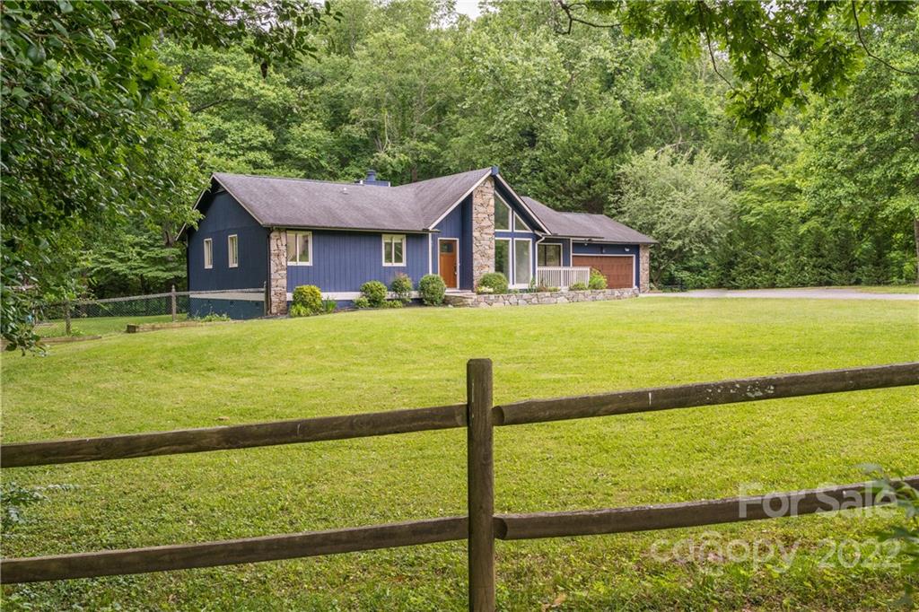 8 Briarwood Lane Fletcher NC 28732