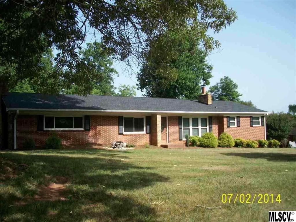 1957 13th Street NE Hickory NC 28601