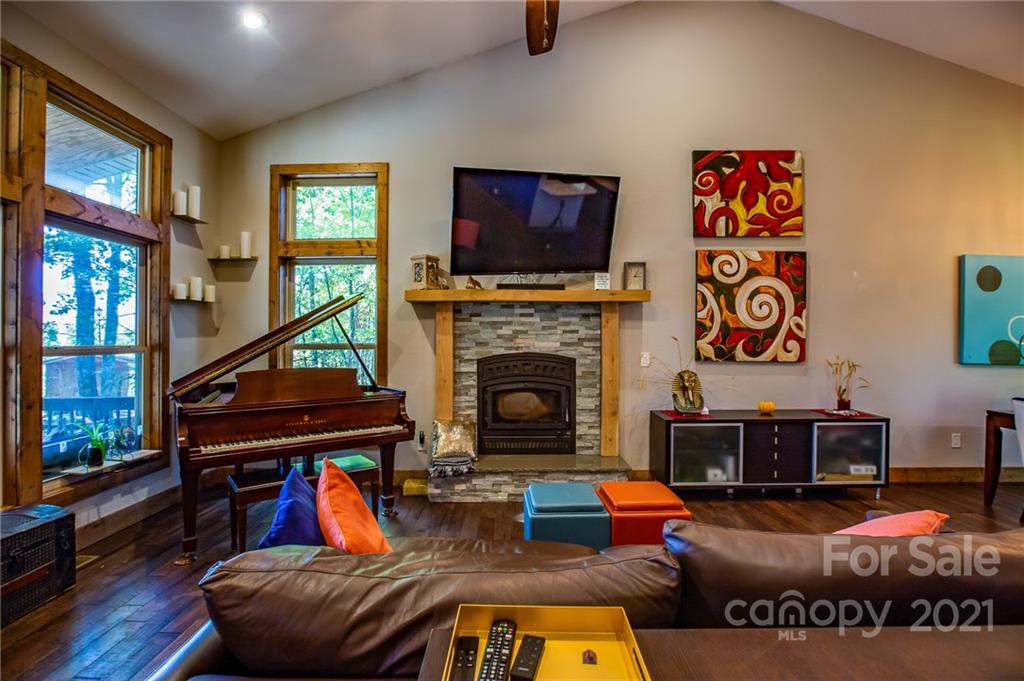 480 Lindera Lane Waynesville NC 28785