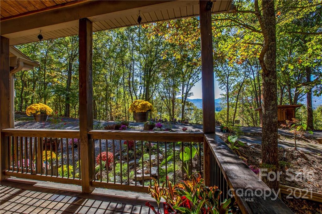 480 Lindera Lane Waynesville NC 28785