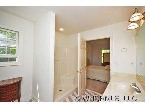 15 Baird Alley Asheville NC 28804