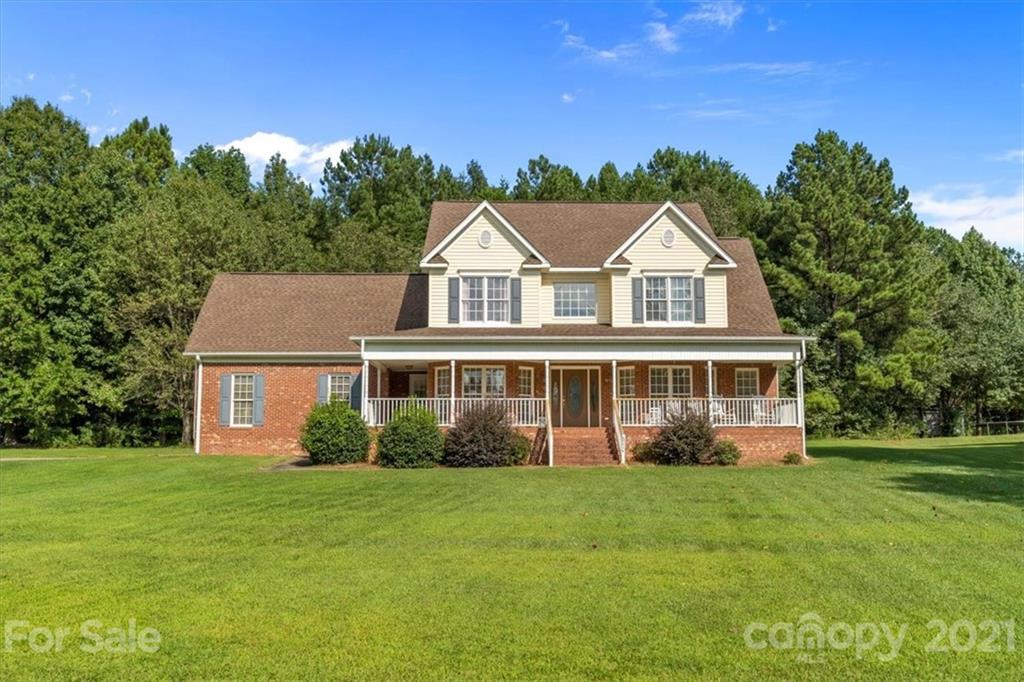 5226 Hickory Knoll Lane Mount Holly NC 28120