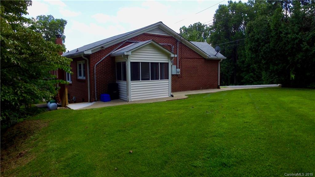 21 Hoyle Street Marion NC 28752