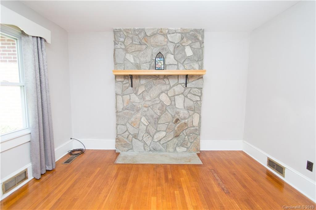 21 Hoyle Street Marion NC 28752