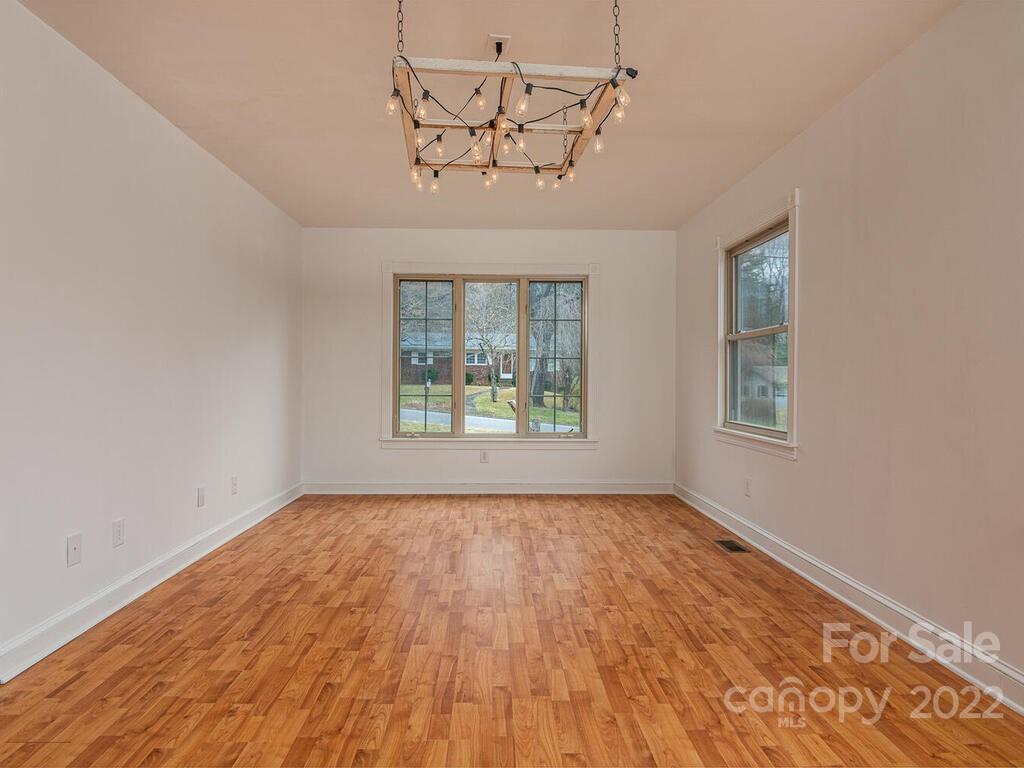 31 Sunset Drive Swannanoa NC 28778