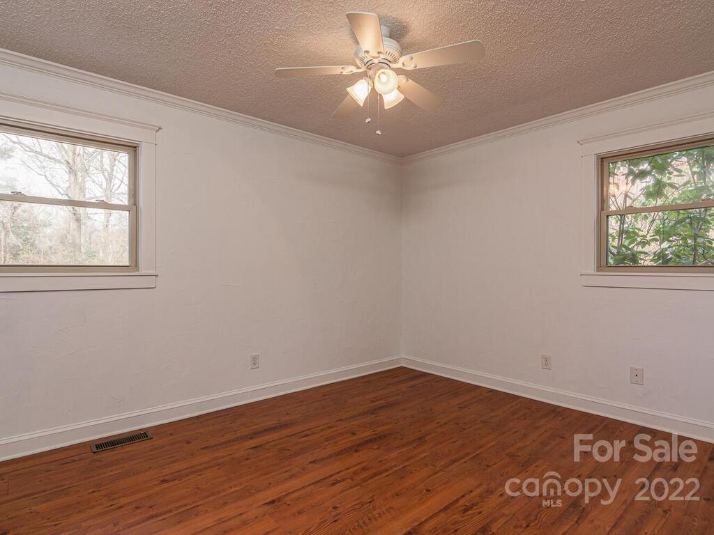 31 Sunset Drive Swannanoa NC 28778