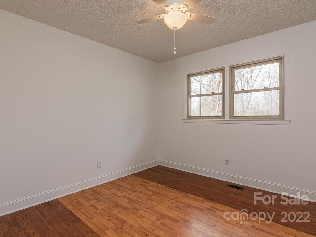 31 Sunset Drive Swannanoa NC 28778