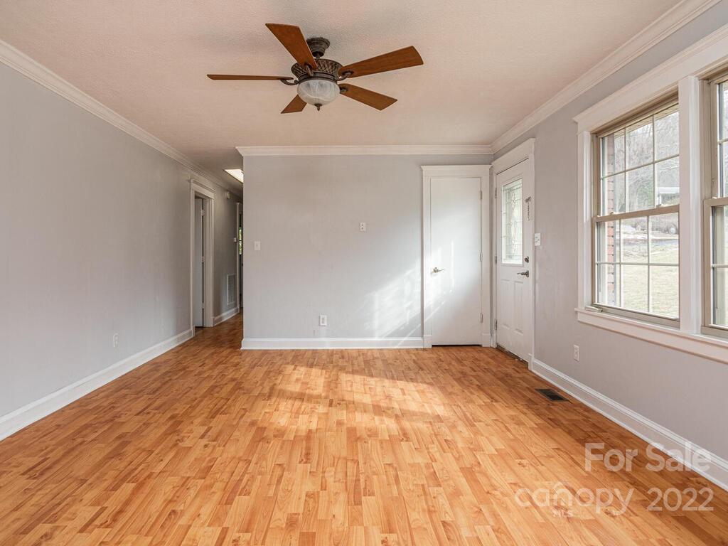 31 Sunset Drive Swannanoa NC 28778