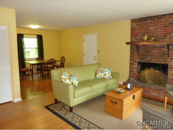20 Meadowview Road Asheville NC 28804