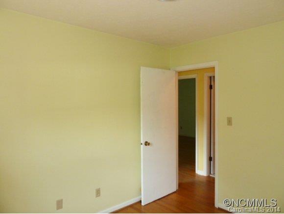 20 Meadowview Road Asheville NC 28804