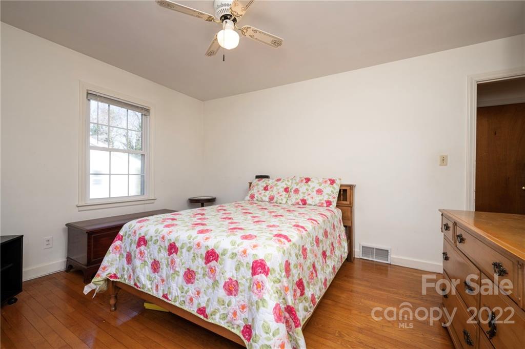 103 Delaware Avenue Asheville NC 28806