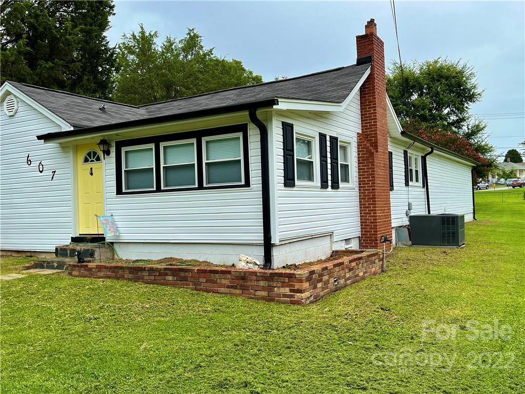 607 Rhyne Circle Gastonia NC 28054