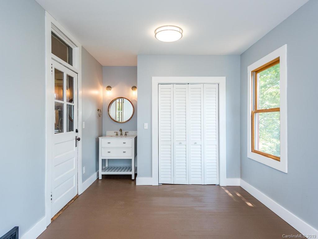 293 Fairview Road Asheville NC 28803