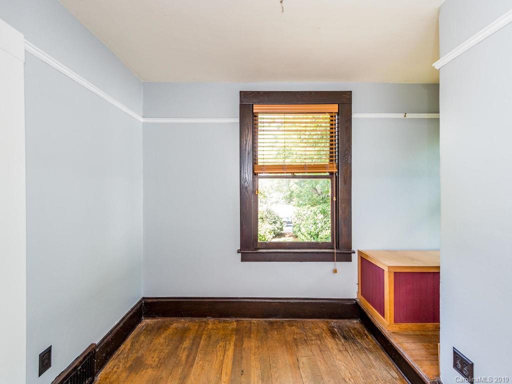 293 Fairview Road Asheville NC 28803