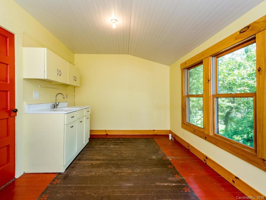 293 Fairview Road Asheville NC 28803