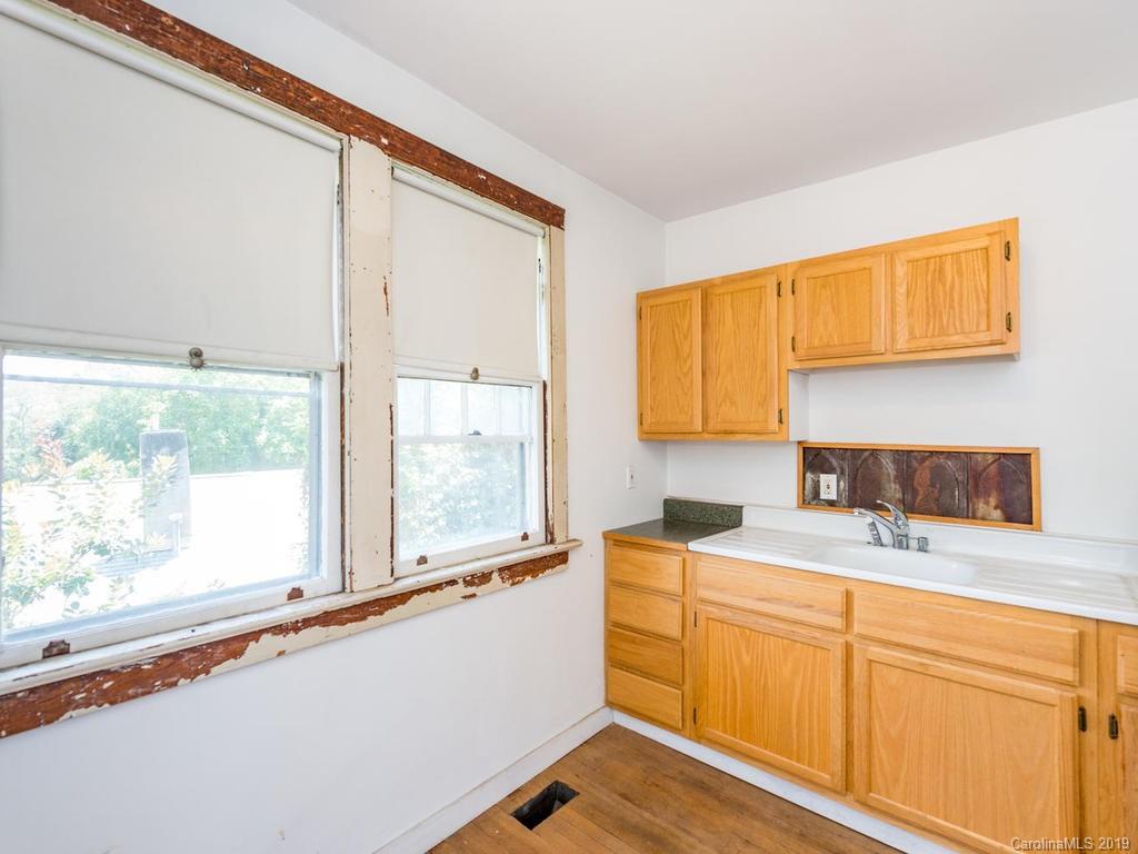 293 Fairview Road Asheville NC 28803