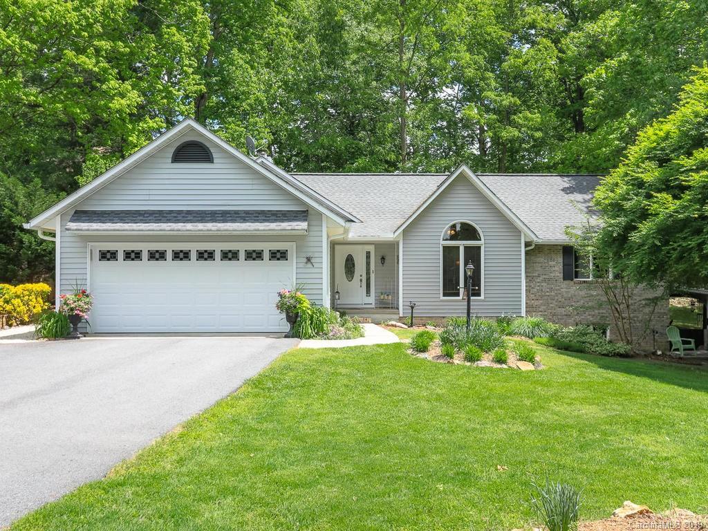 26 Robin Way Candler NC 28715