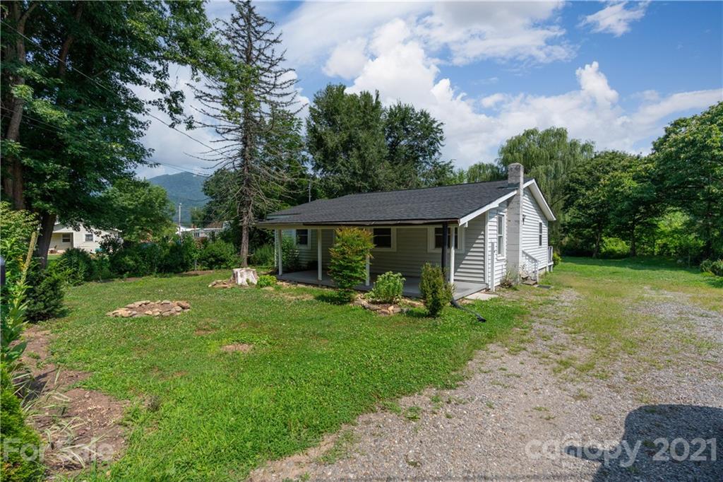 262 Carolina Avenue Waynesville NC 28786