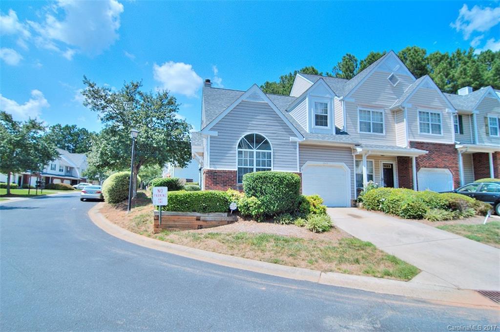 5919 Prescott Court Charlotte NC 28269