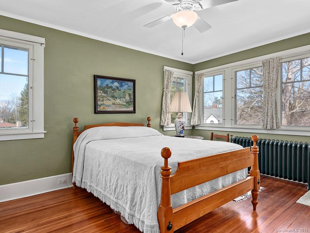 89 Woodward Avenue Asheville NC 28804