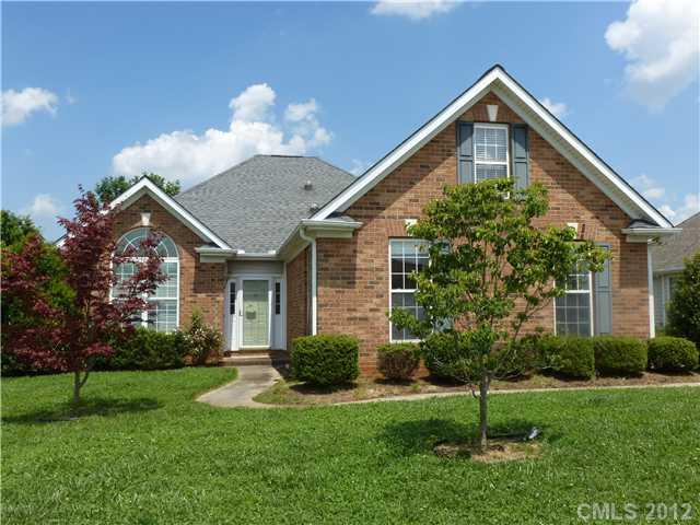 141 Fox Den Circle Statesville NC 28677
