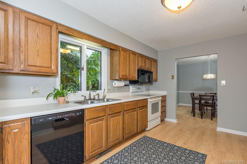 14 Stephanie Lane Asheville NC 28805