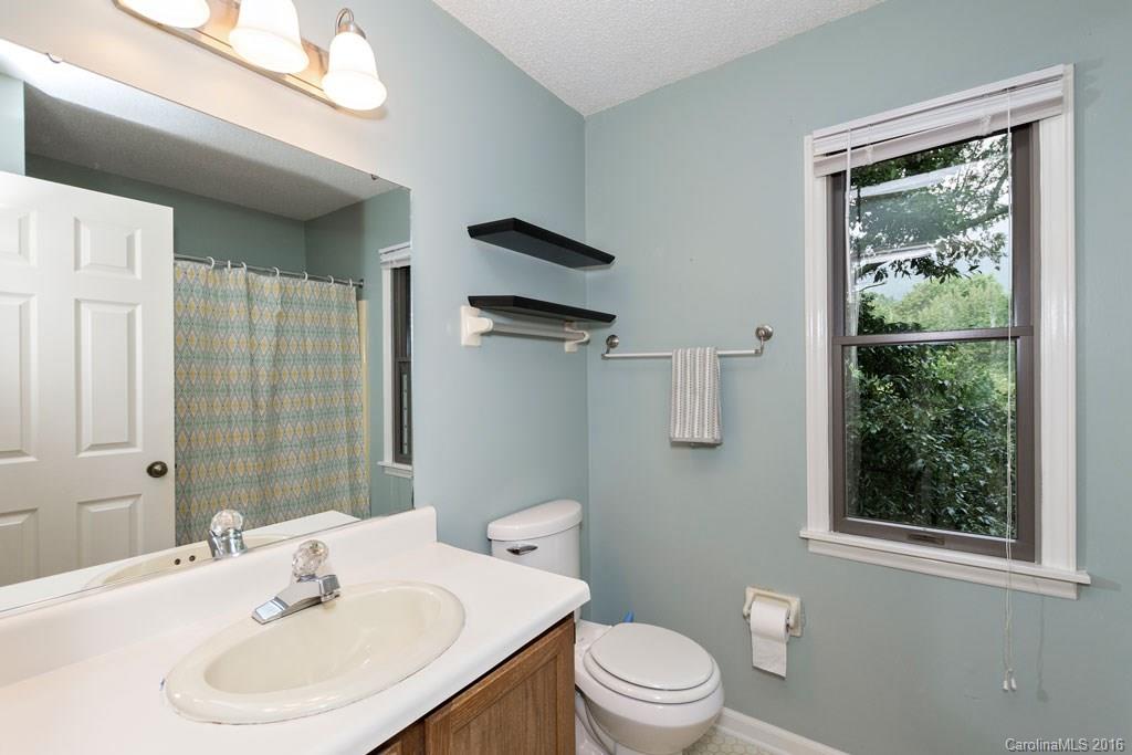 14 Stephanie Lane Asheville NC 28805